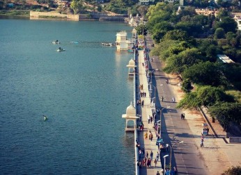 Fateh Sagar Pal — tourist place in Udaipur